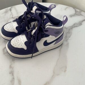 Good condition Nike Air Jordan 1 Mid purple/white